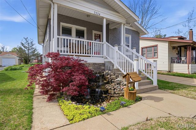 7334 Richmond Place, St Louis, MO 63143