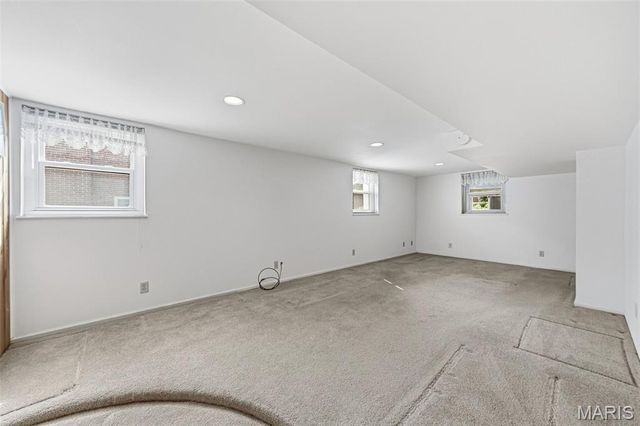 7334 Richmond Place, St Louis, MO 63143