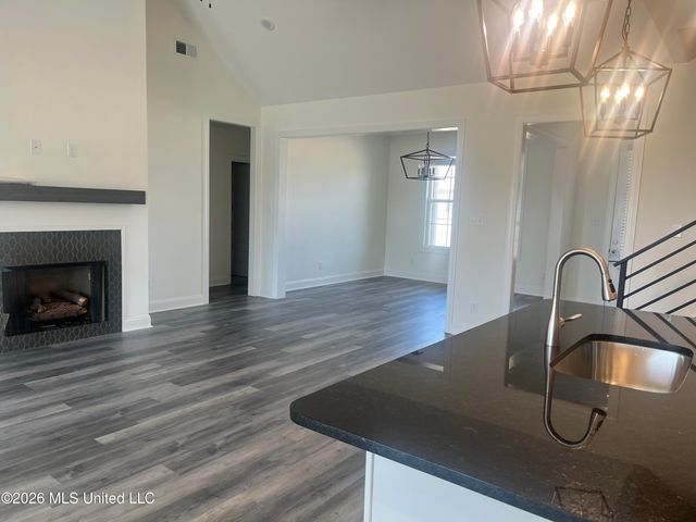 7425 Newbury Drive, Olive Branch, MS 38654