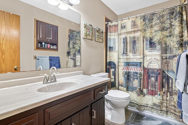 841 Sudberry Lane, Eagan, MN 55123