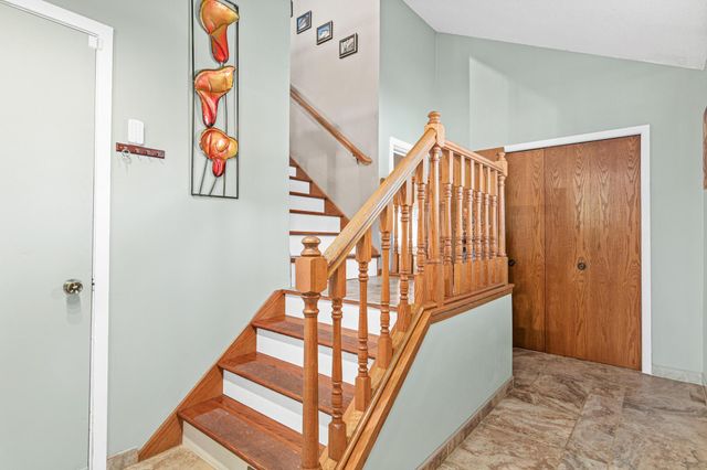 841 Sudberry Lane, Eagan, MN 55123