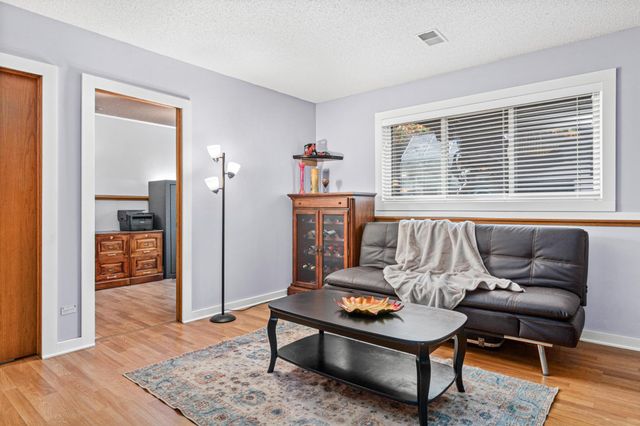 841 Sudberry Lane, Eagan, MN 55123