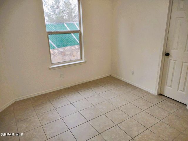 9488 Landry McKee Lane B, El Paso, TX 79907