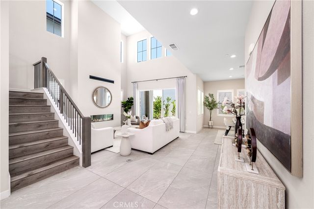 130 Holliston, Lake Forest, CA 92630