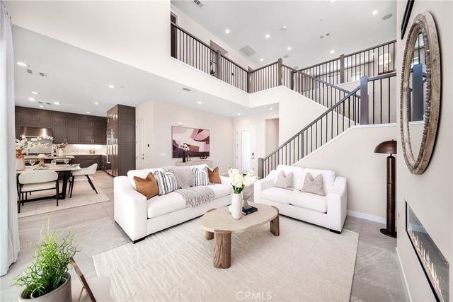130 Holliston, Lake Forest, CA 92630