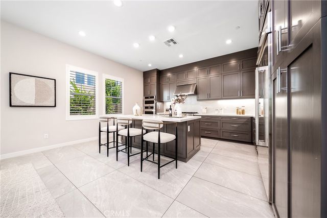 130 Holliston, Lake Forest, CA 92630