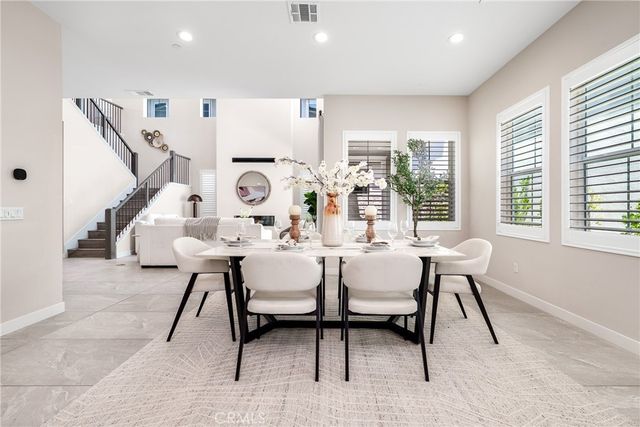 130 Holliston, Lake Forest, CA 92630