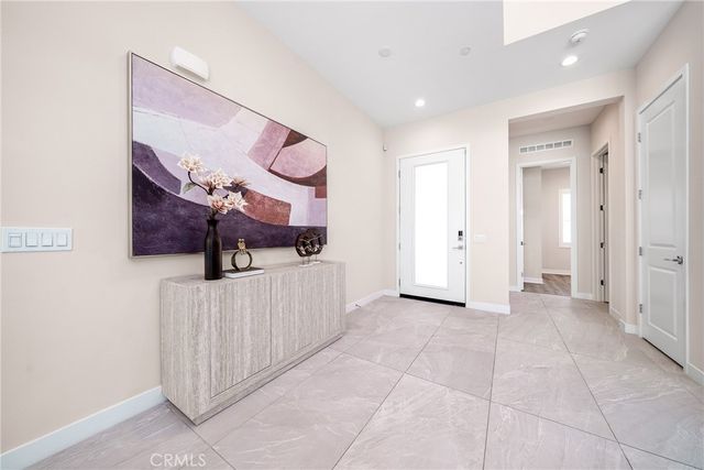 130 Holliston, Lake Forest, CA 92630