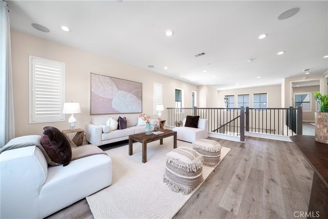 130 Holliston, Lake Forest, CA 92630