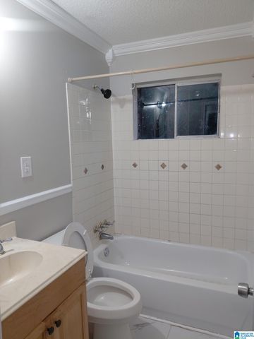 1820 3RD PLACE SW, Birmingham, AL 35211
