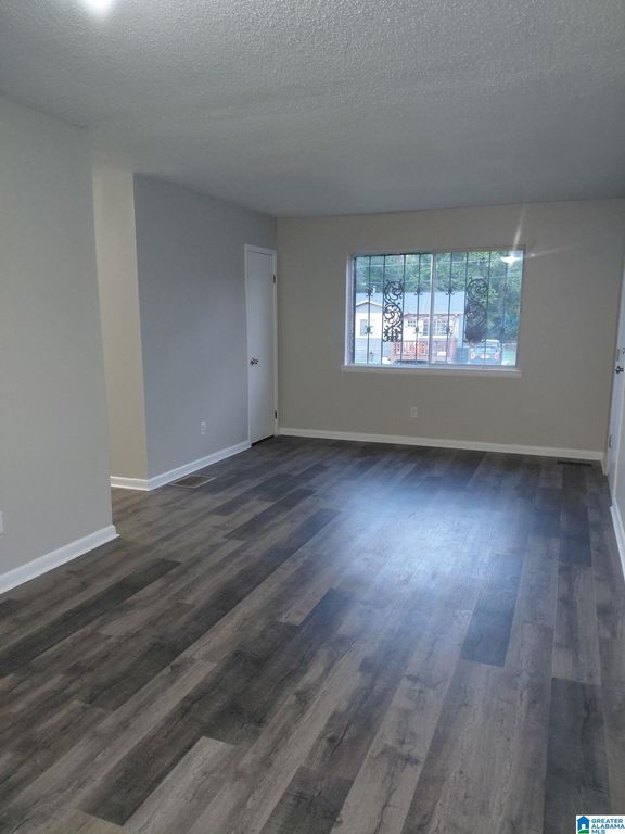 1820 3RD PLACE SW, Birmingham, AL 35211