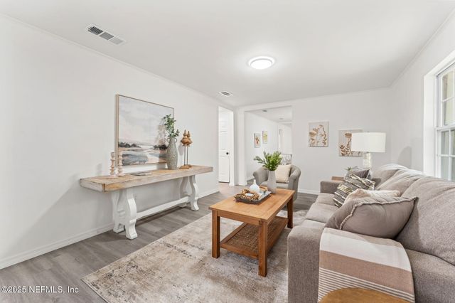 8147 MARINER Street, Jacksonville, FL 32220