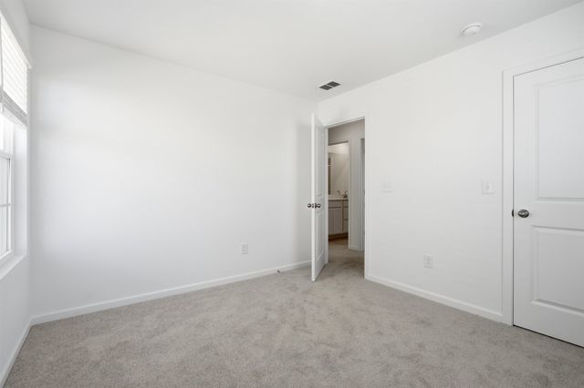 1636 Chestnut Grove Way, Spartanburg, SC 29303