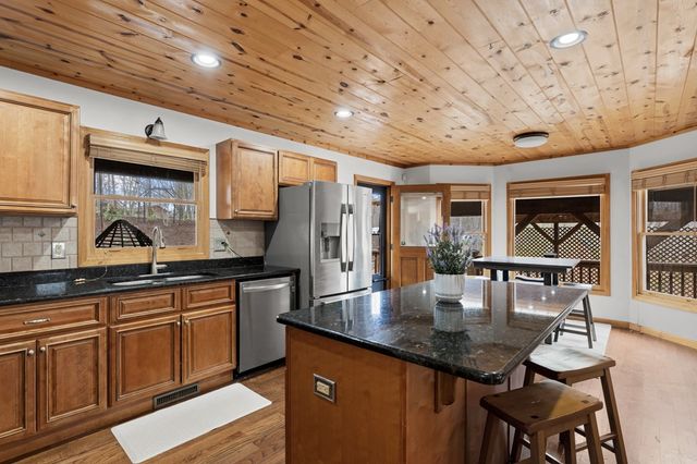 161 Arbor Way, Blue Ridge, GA 30513