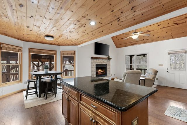 161 Arbor Way, Blue Ridge, GA 30513
