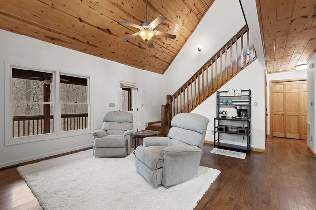 161 Arbor Way, Blue Ridge, GA 30513