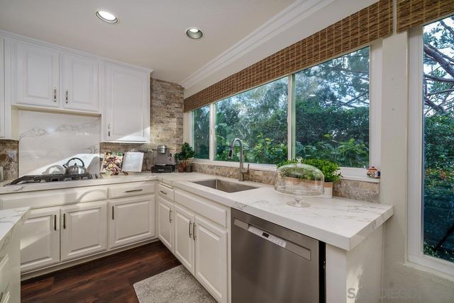 1831 Olympus Loop Drive, Vista, CA 92081