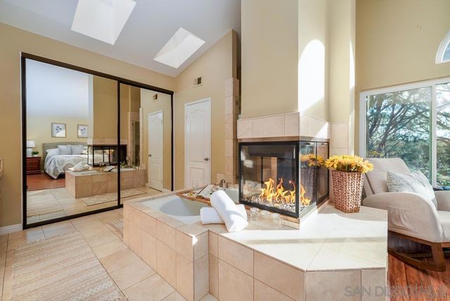 1831 Olympus Loop Drive, Vista, CA 92081