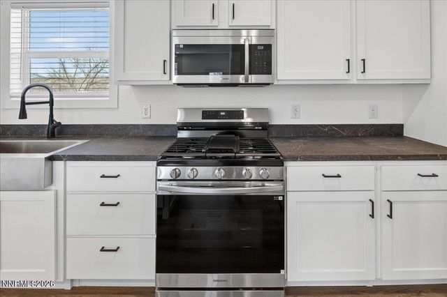 520 E 2nd Avenue, Sun Valley, NV 89433