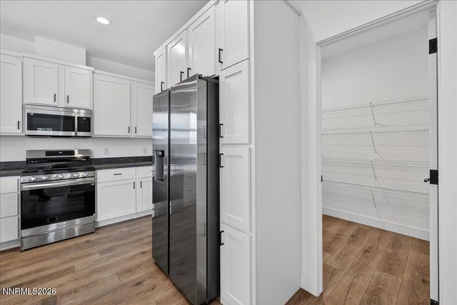 520 E 2nd Avenue, Sun Valley, NV 89433