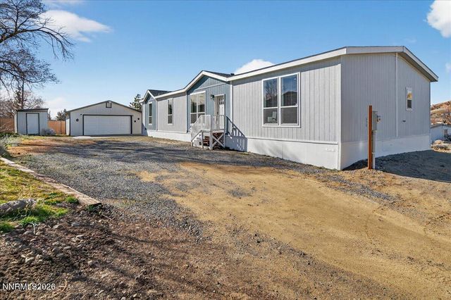 520 E 2nd Avenue, Sun Valley, NV 89433