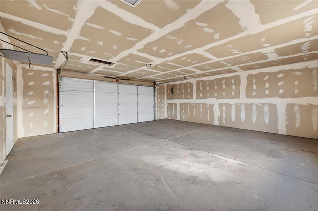 520 E 2nd Avenue, Sun Valley, NV 89433