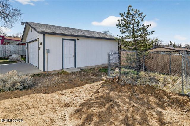 520 E 2nd Avenue, Sun Valley, NV 89433