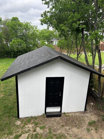 407 N Justin Avenue Unit A, Dallas, TX 75211