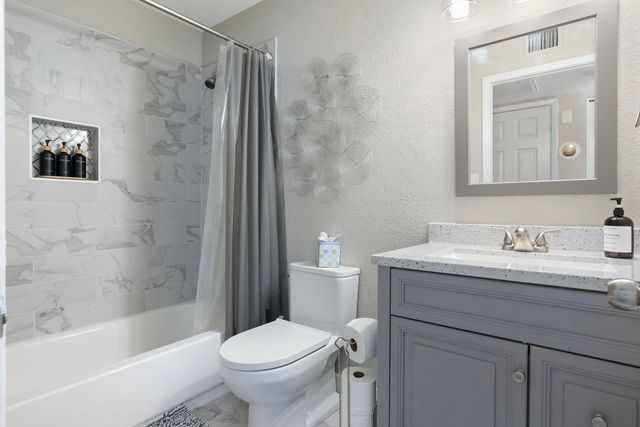 6913 E Kings Avenue, Scottsdale, AZ 85254