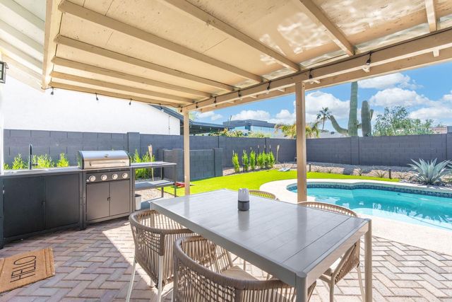 6913 E Kings Avenue, Scottsdale, AZ 85254