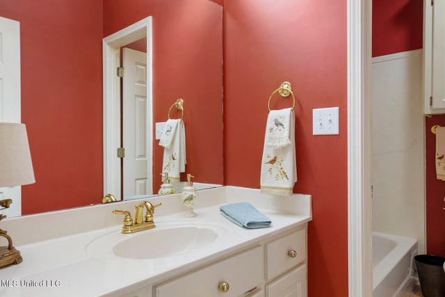102 Park Place, Clinton, MS 39056
