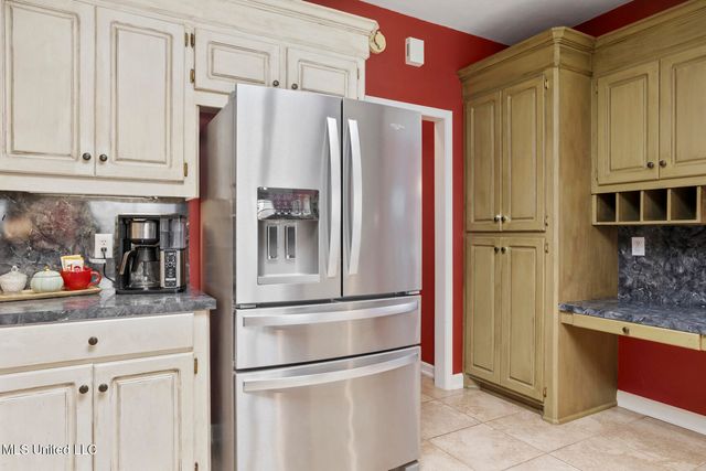 102 Park Place, Clinton, MS 39056