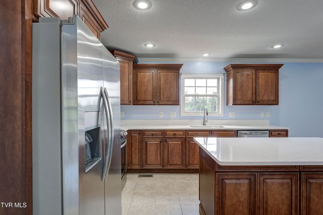 1406 Martins Glen Lane, Gray, TN 37615
