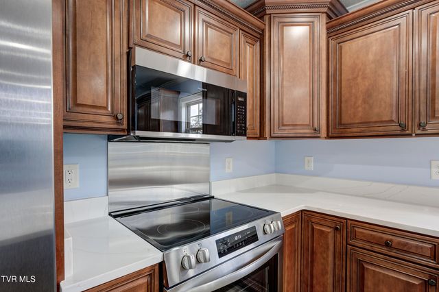 1406 Martins Glen Lane, Gray, TN 37615