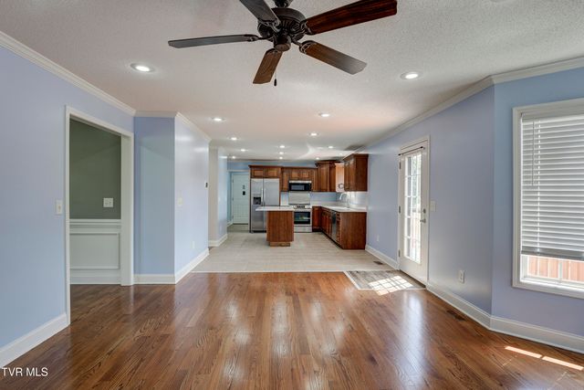 1406 Martins Glen Lane, Gray, TN 37615