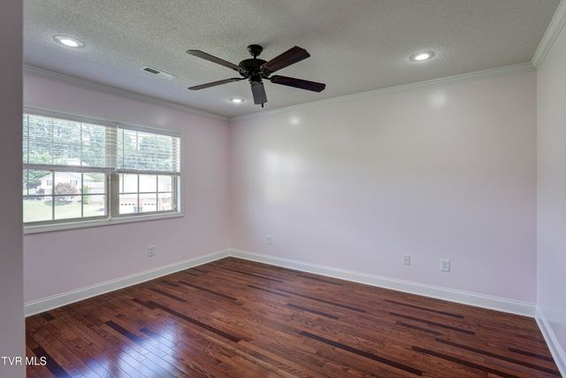 1406 Martins Glen Lane, Gray, TN 37615