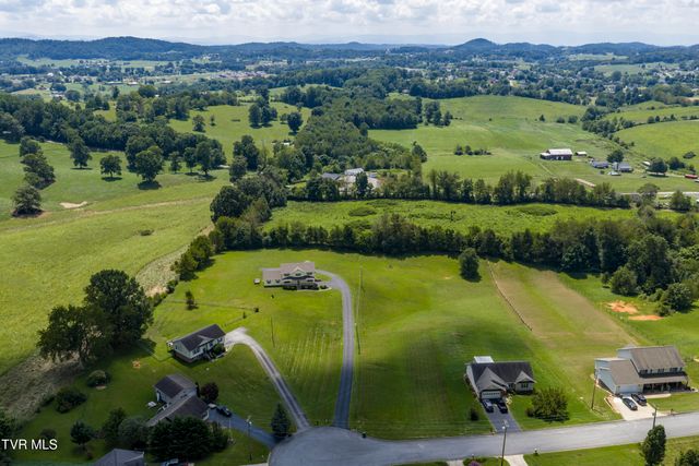 1406 Martins Glen Lane, Gray, TN 37615