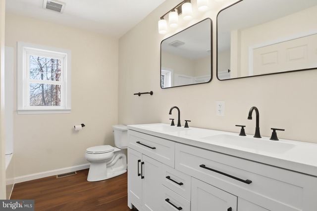 1751 BALTIMORE PIKE, Gettysburg, PA 17325