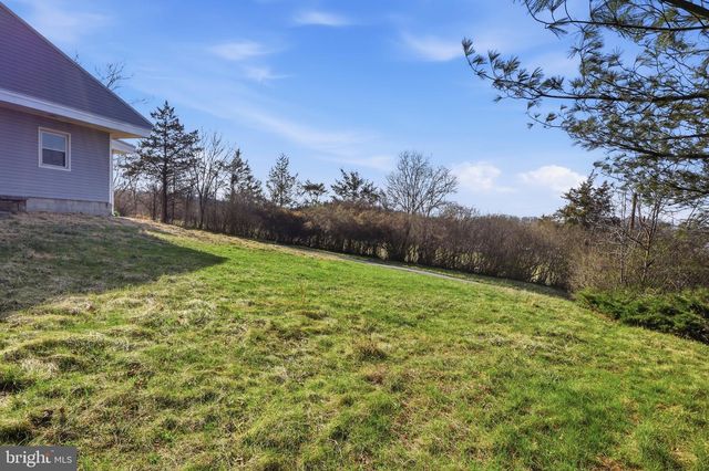 1751 BALTIMORE PIKE, Gettysburg, PA 17325