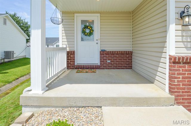 1153 Gulfstream Way, Mascoutah, IL 62258