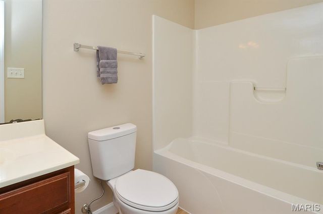 1153 Gulfstream Way, Mascoutah, IL 62258
