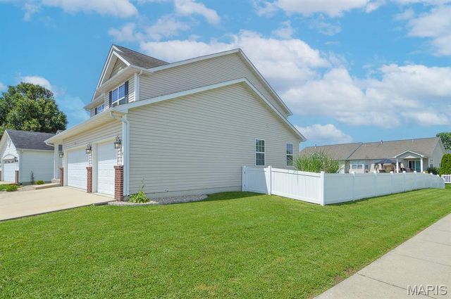 1153 Gulfstream Way, Mascoutah, IL 62258