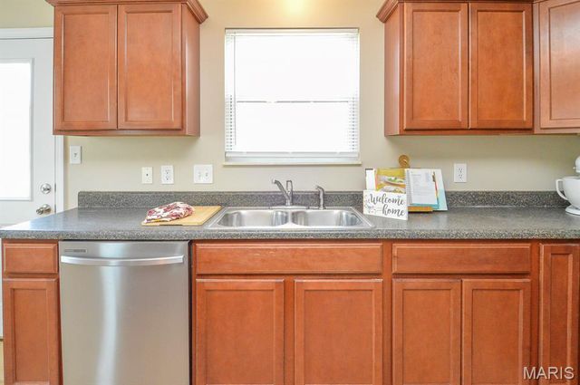 1153 Gulfstream Way, Mascoutah, IL 62258