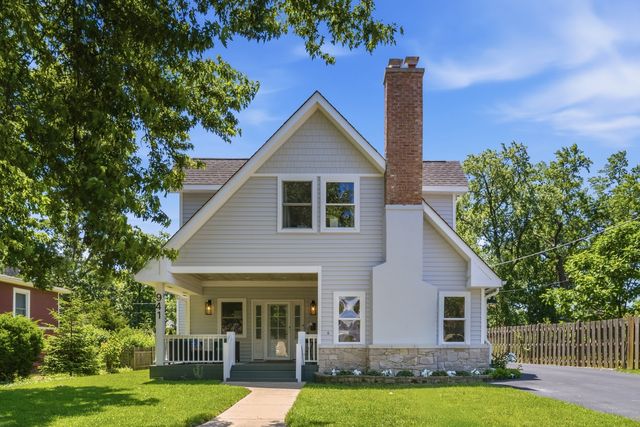 941 Greenwood Avenue, Deerfield, IL 60015