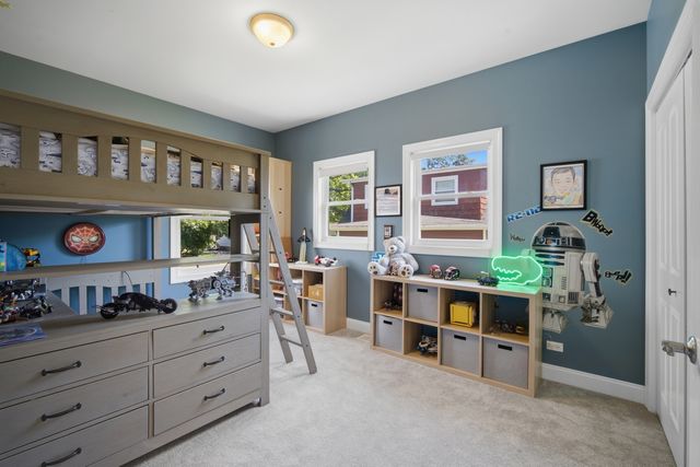 941 Greenwood Avenue, Deerfield, IL 60015