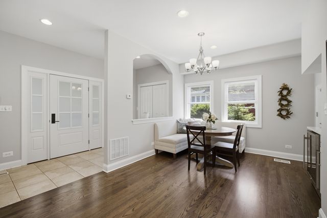 941 Greenwood Avenue, Deerfield, IL 60015