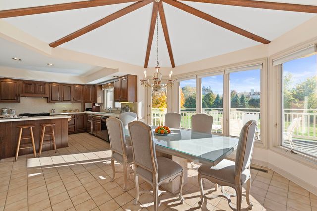 2016 Midwest club Parkway, Oak Brook, IL 60523