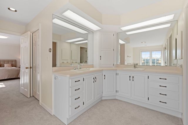 2016 Midwest club Parkway, Oak Brook, IL 60523