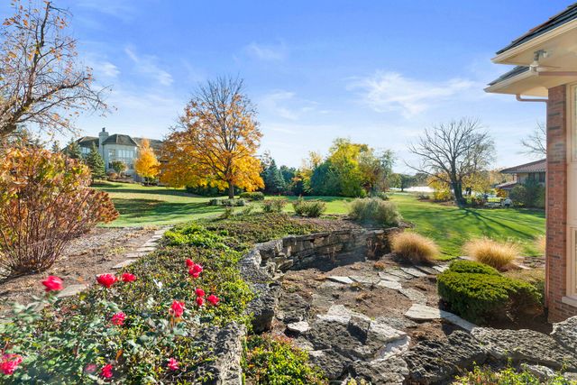 2016 Midwest club Parkway, Oak Brook, IL 60523