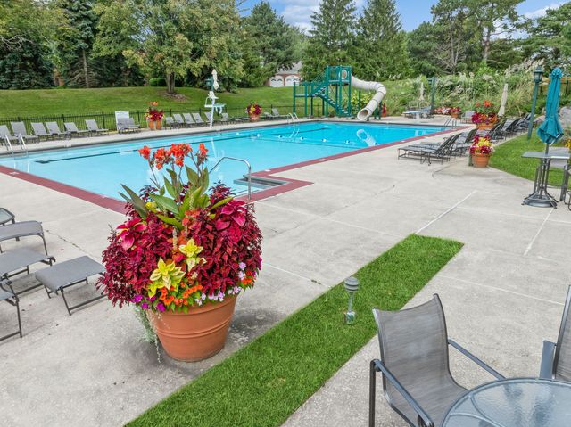 2016 Midwest club Parkway, Oak Brook, IL 60523